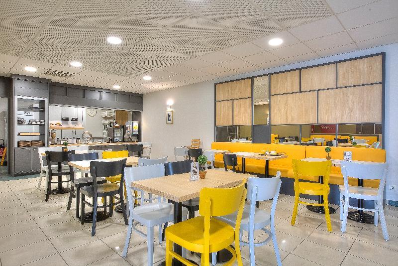 B&B Hotel Villeneuve Loubet Village Exterior photo