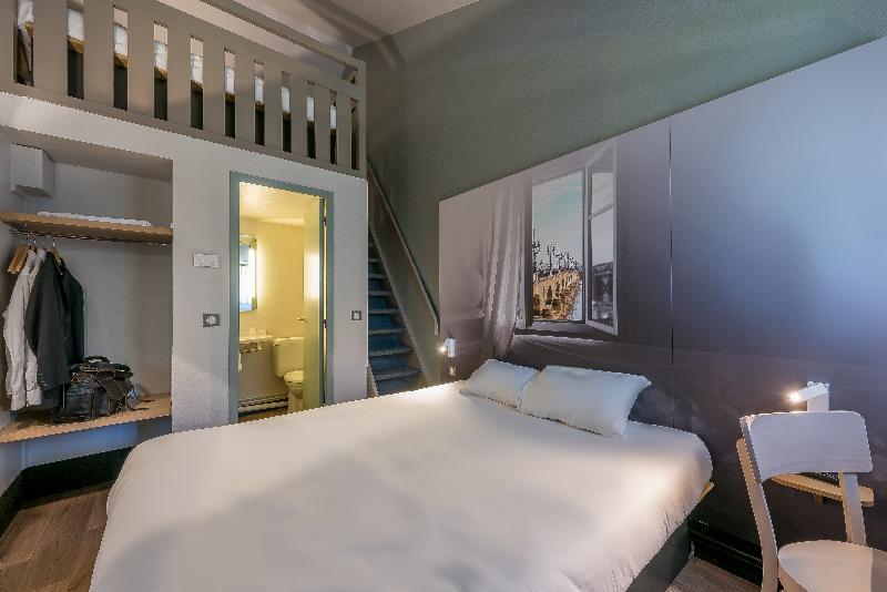 B&B Hotel Villeneuve Loubet Village Exterior photo